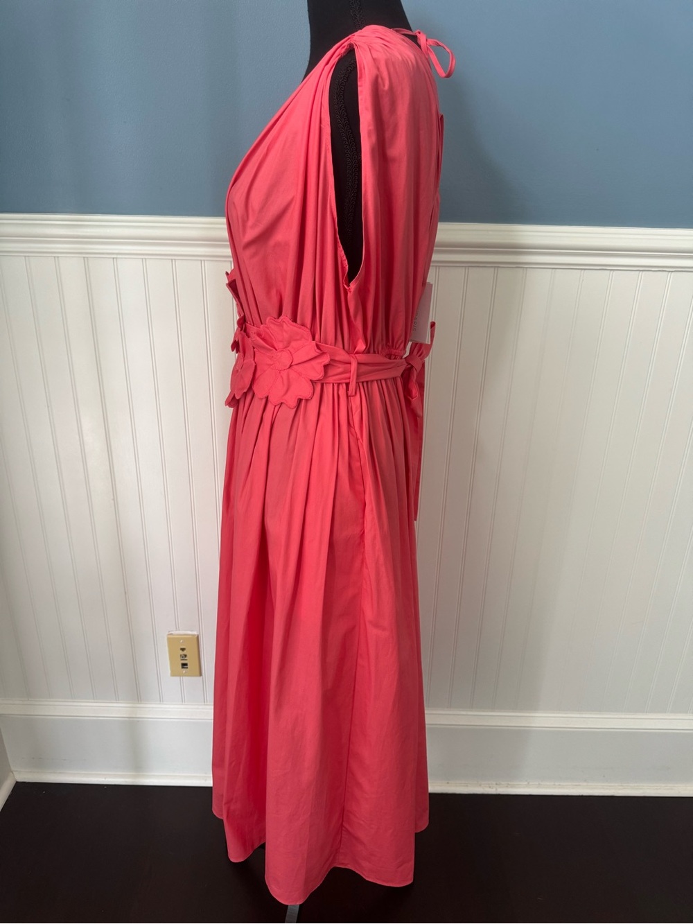 NWT Lucy Paris ๐ฏ% Cotton Ilona Coral Floral Midi Dress ~ Size Medium ๐บ - Picture 9 of 14